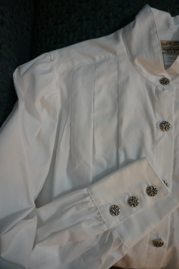 Victorian ladies blouse with stand up collar